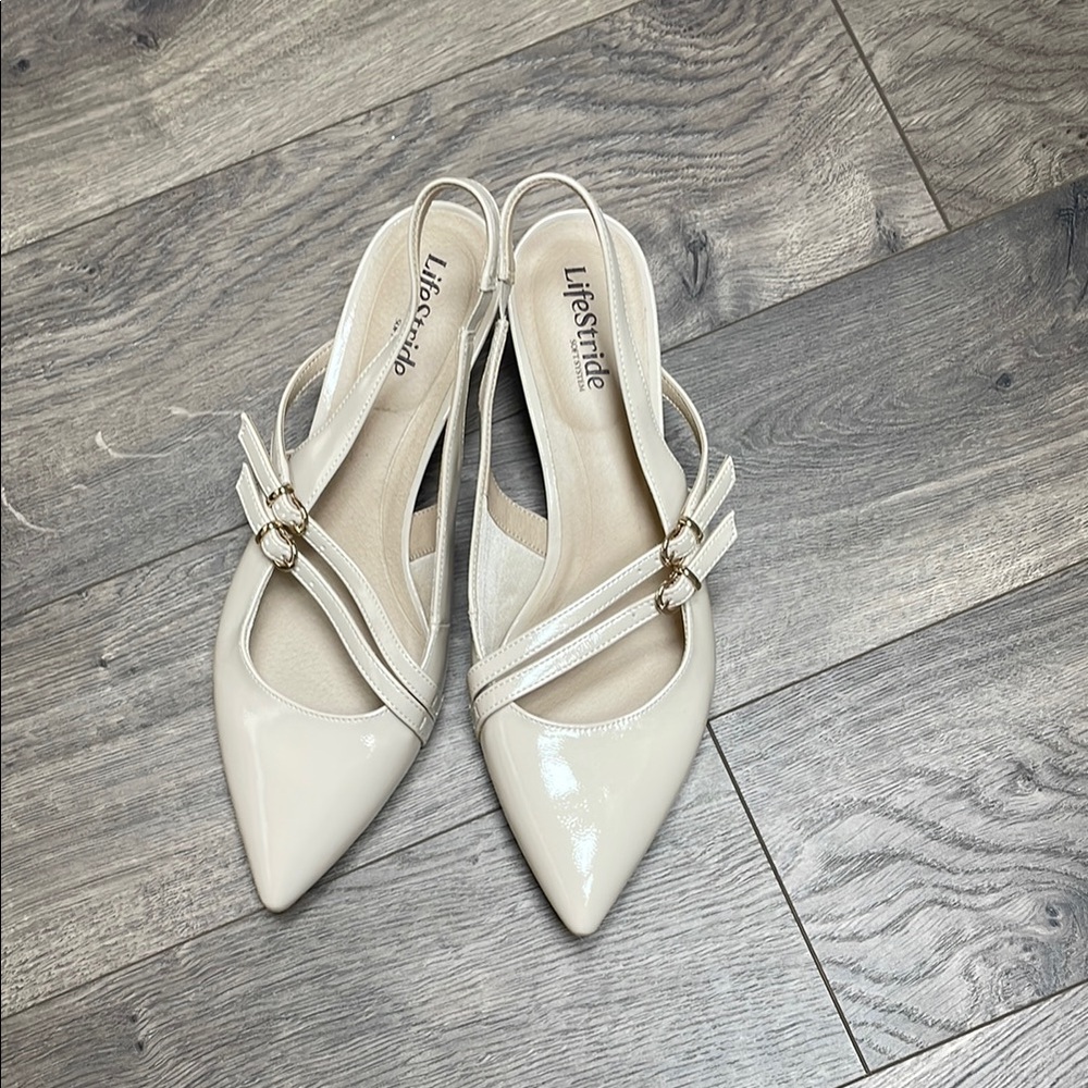 Life Stride Women's Cream Slingback Heels